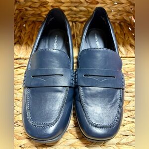 Easy Spirit Women's Navy Size 8.5W Aerilyn Cushioned Loafer w Arch Support, NWOT